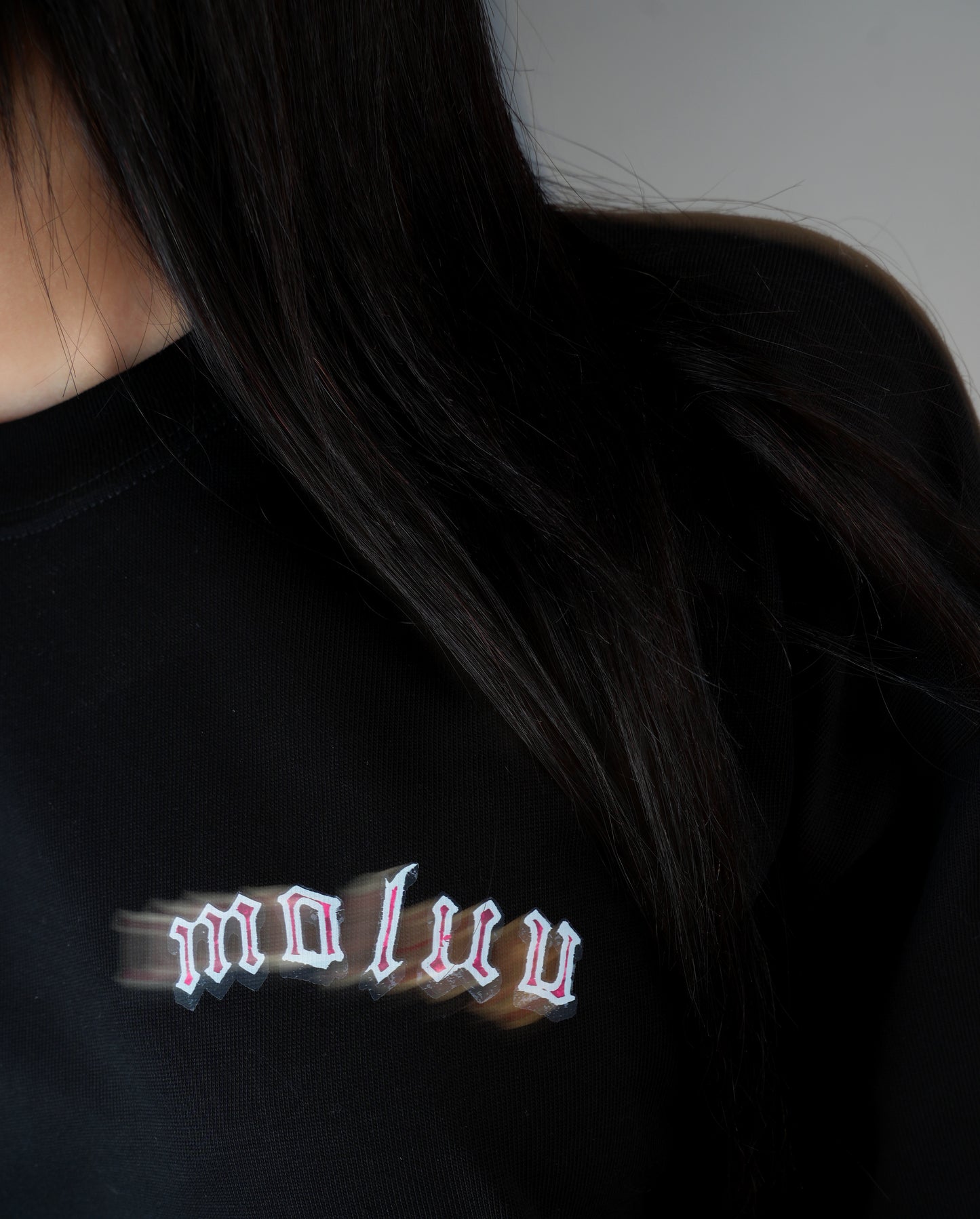 BLACK LONGSLEEVE